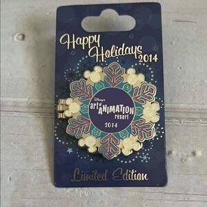 Disney Art of Animation Resort 2014 Holiday Pin - Gold and Purple